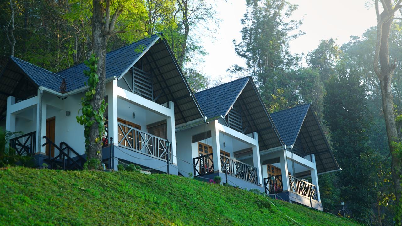 Woodrose Resort 칼파타 외부 사진