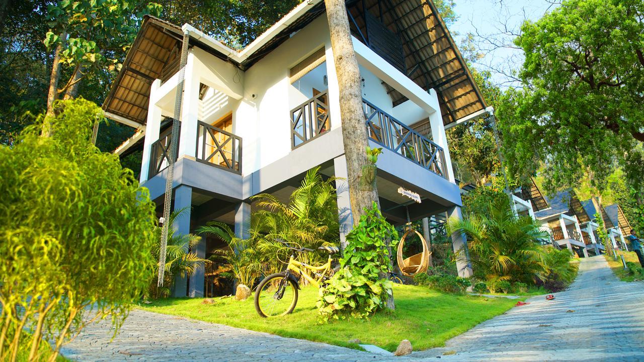 Woodrose Resort 칼파타 외부 사진