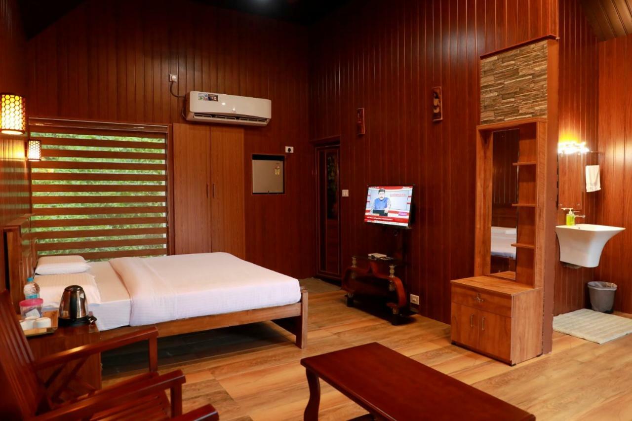 Woodrose Resort 칼파타 외부 사진